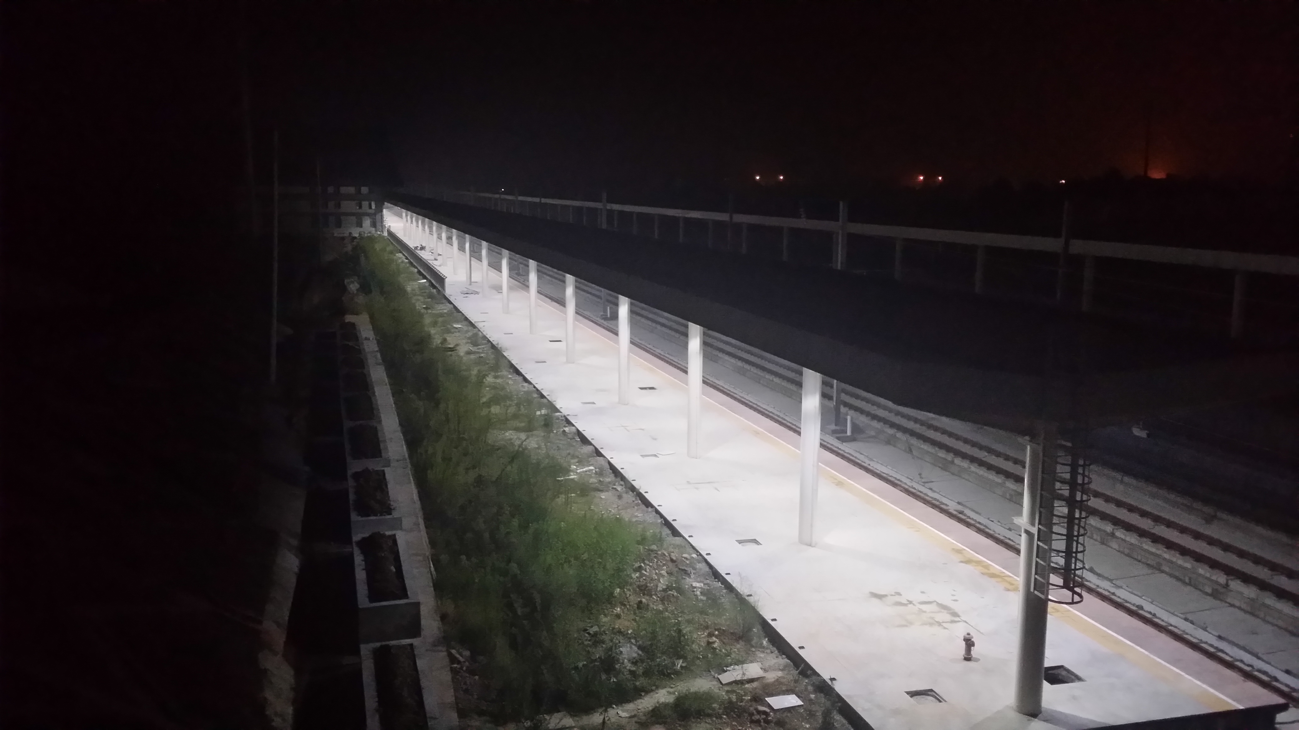成绵乐高铁彭山北站